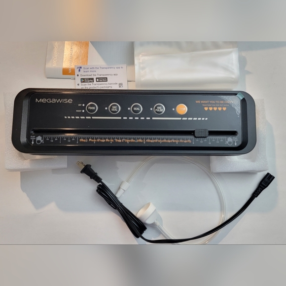 MegaWise 80kpa Vacuum Sealer Machine Powerful but Compact, Bags and Cutter - Picture 7 of 10